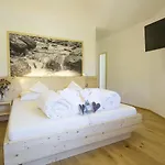 Hotel Der Paternwirt 4*