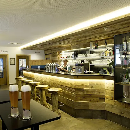 Der Paternwirt Otel Maria Luggau