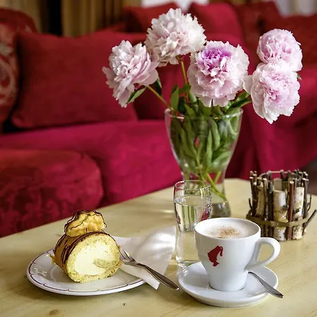 Der Paternwirt Отель