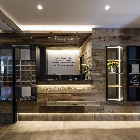 Der Paternwirt Отель 4*