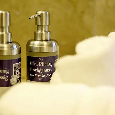 Отель Der Paternwirt Мария-Луггау