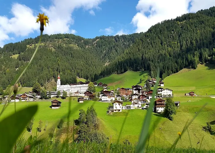 Hotel Der Paternwirt 4*